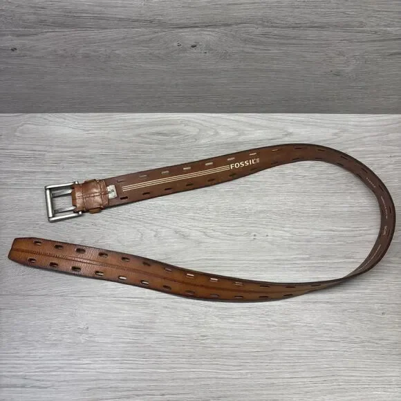 VTG Fossil Leather Belt Brown Full Grain Perforated Mens Size 90/36 Double Prong - Picture 2 of 8